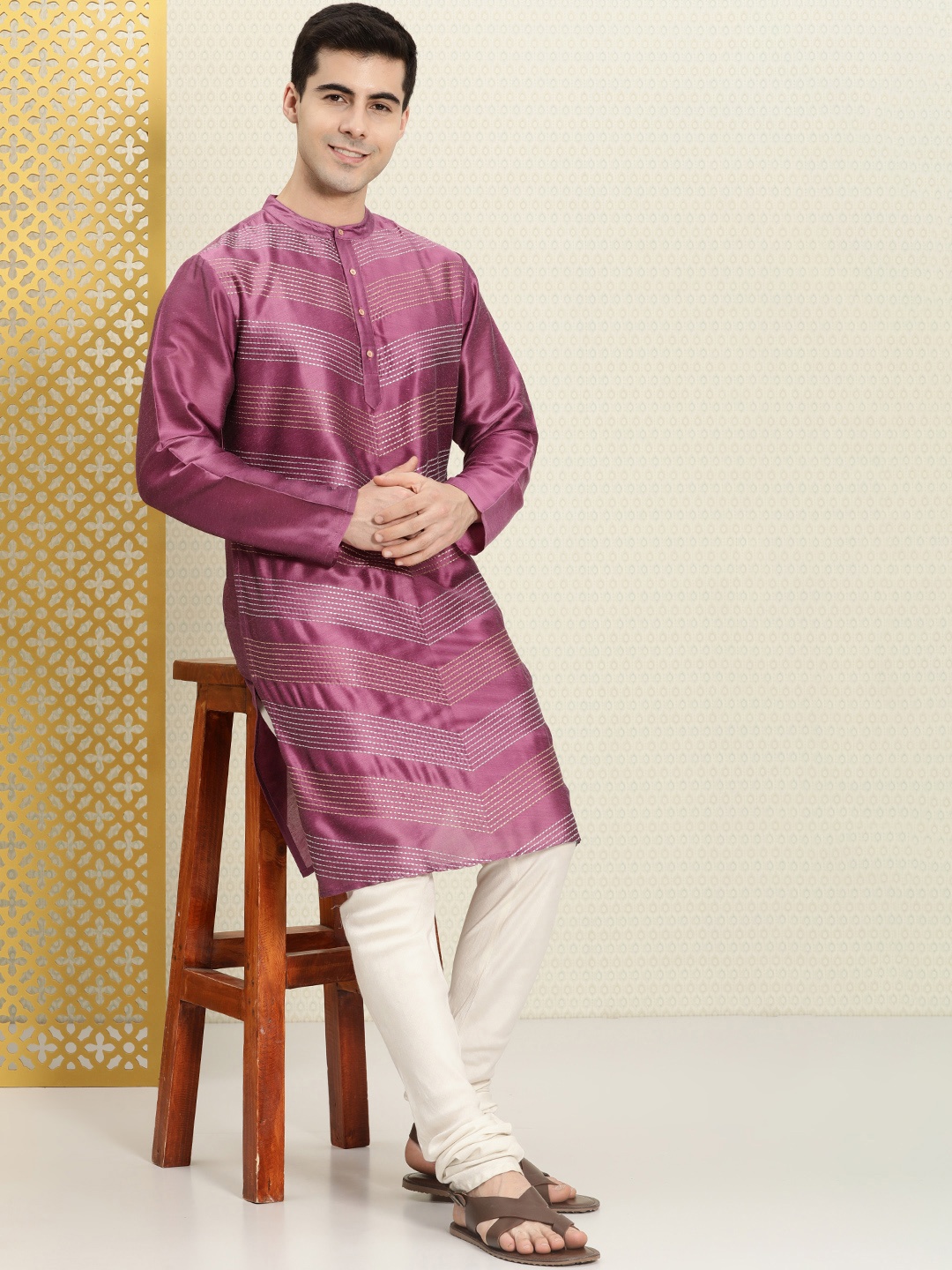 

House of Pataudi Men Striped Band Collar Straight Rozana Kurta, Purple