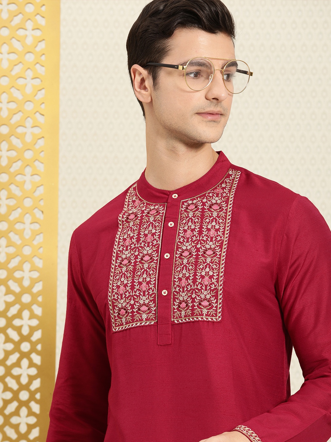 

House of Pataudi Men Maroon Woven Design Rozana Straight Kurta