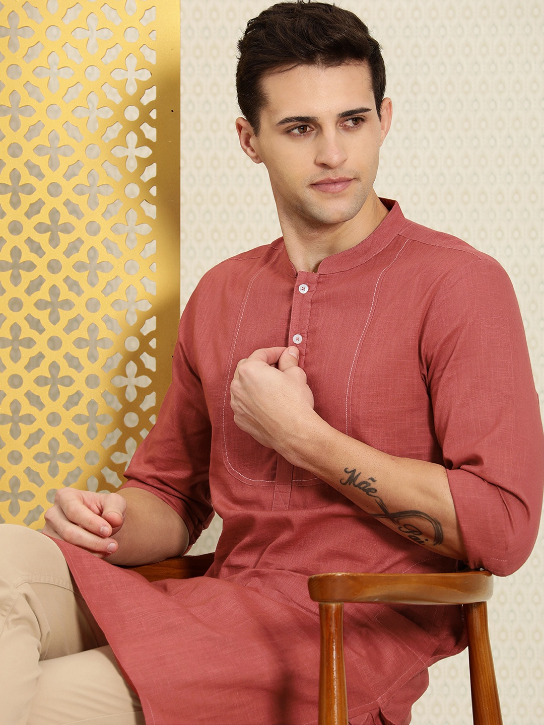 

House of Pataudi Men Red Pure Cotton Rozana Straight Kurta