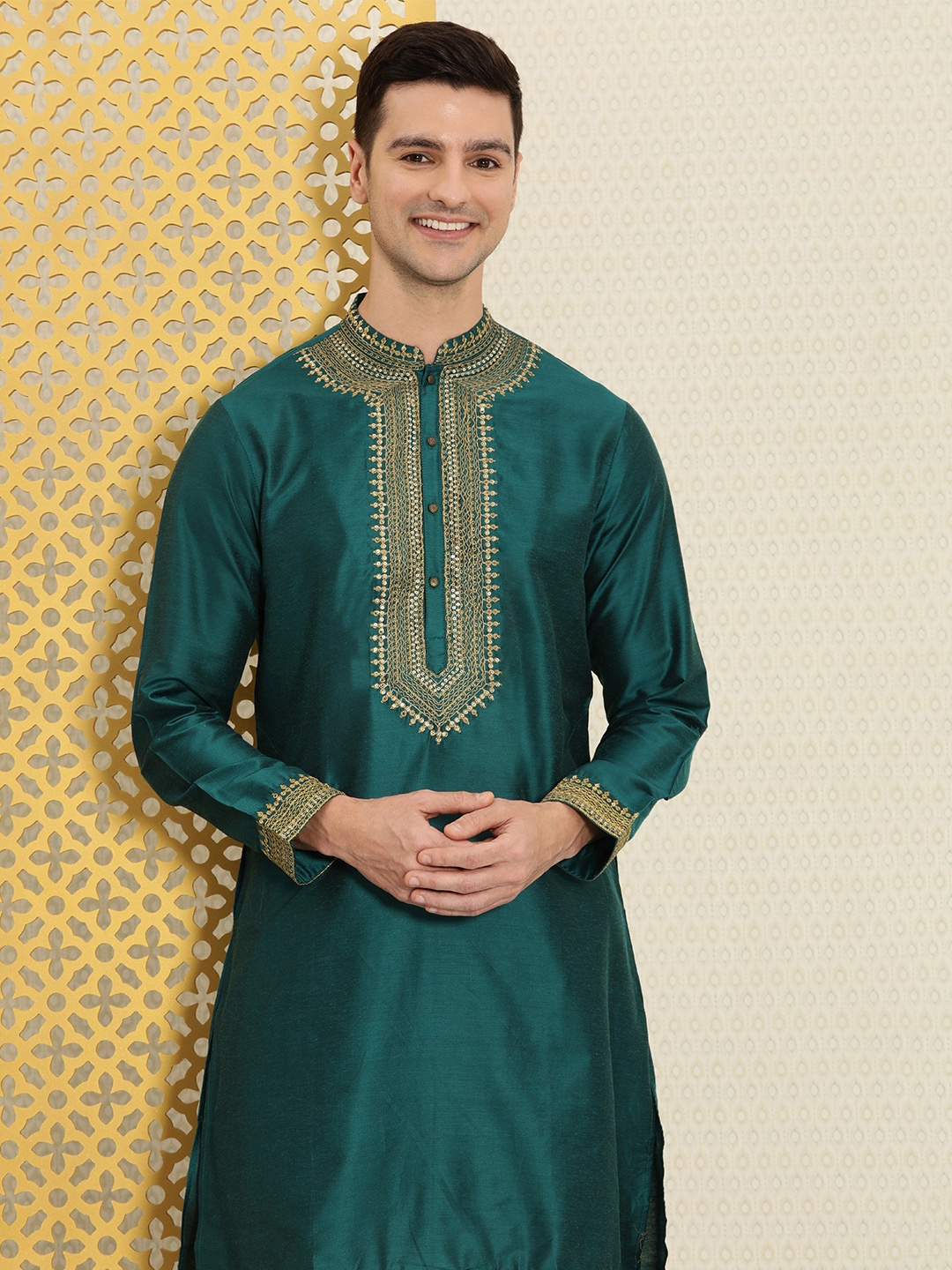 

House of Pataudi Men Teal Green & Gold-Toned Woven Yoke Design Jashn Kurta
