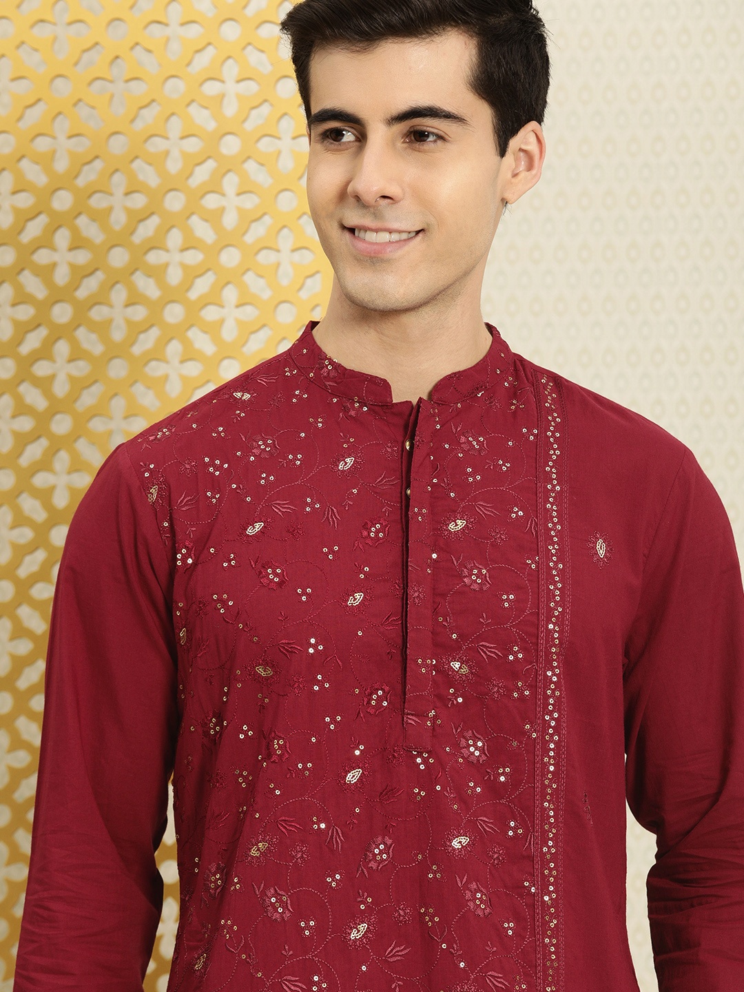 

House of Pataudi Men Maroon Floral Embroidered Jashn Kurta