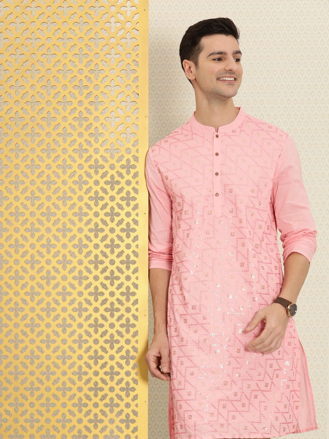

House of Pataudi Men Pink Jashn Geometric Design Sequinned Pure Cotton Kurta