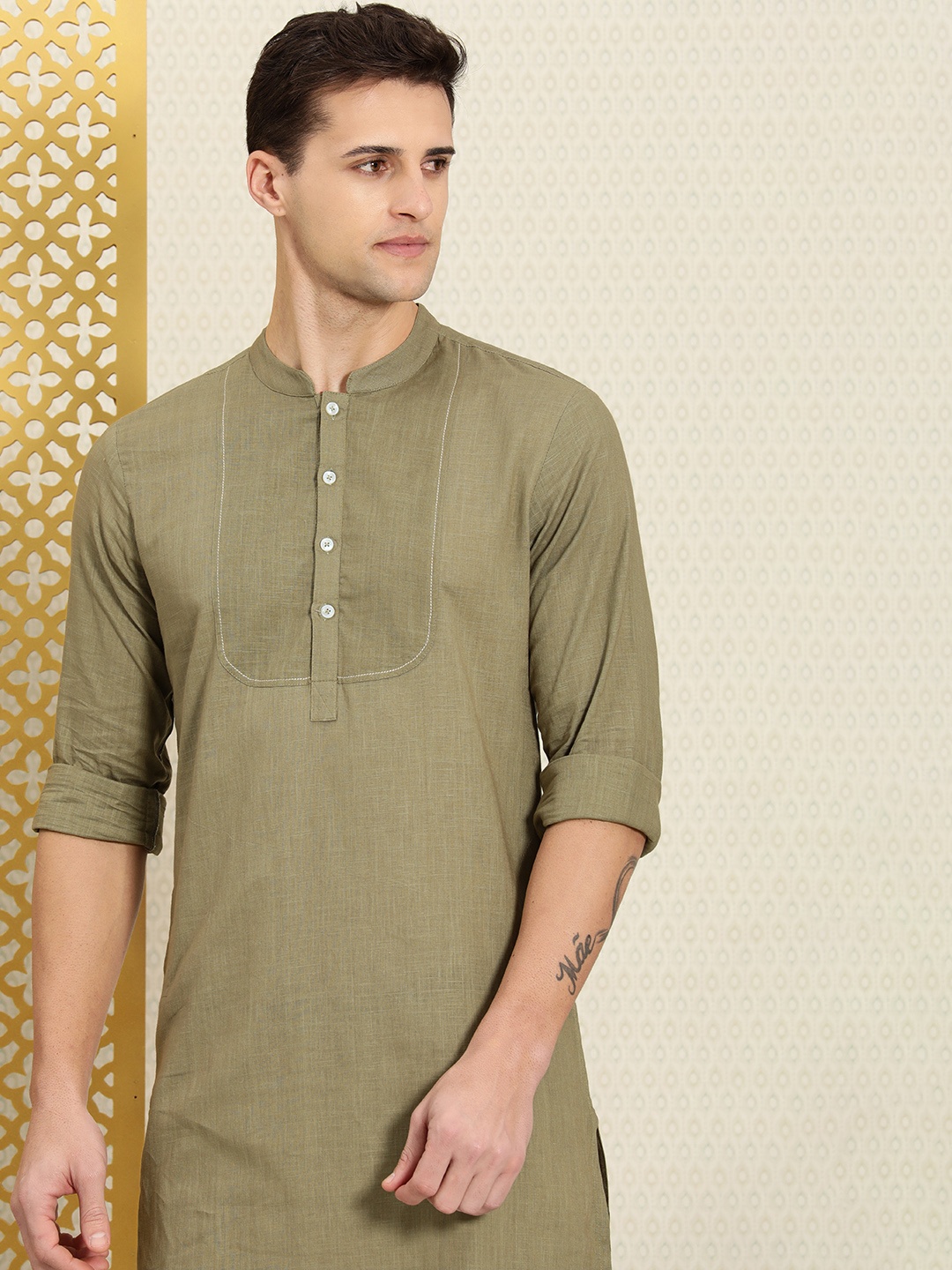 

House of Pataudi Men Olive Green Pure Cotton Rozana Straight Kurta