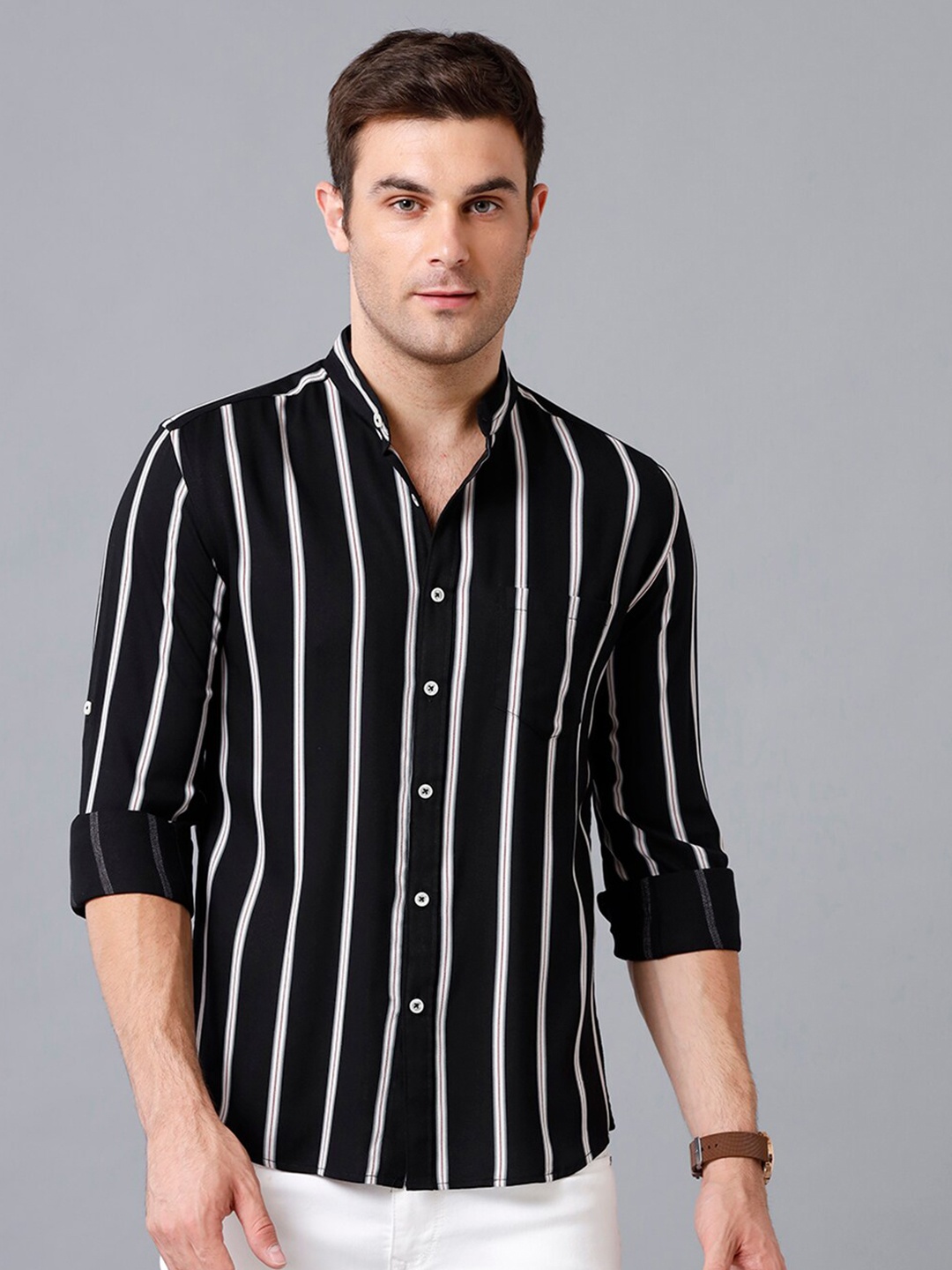 

YOVISH Men Black Smart Slim Fit Striped Casual Shirt