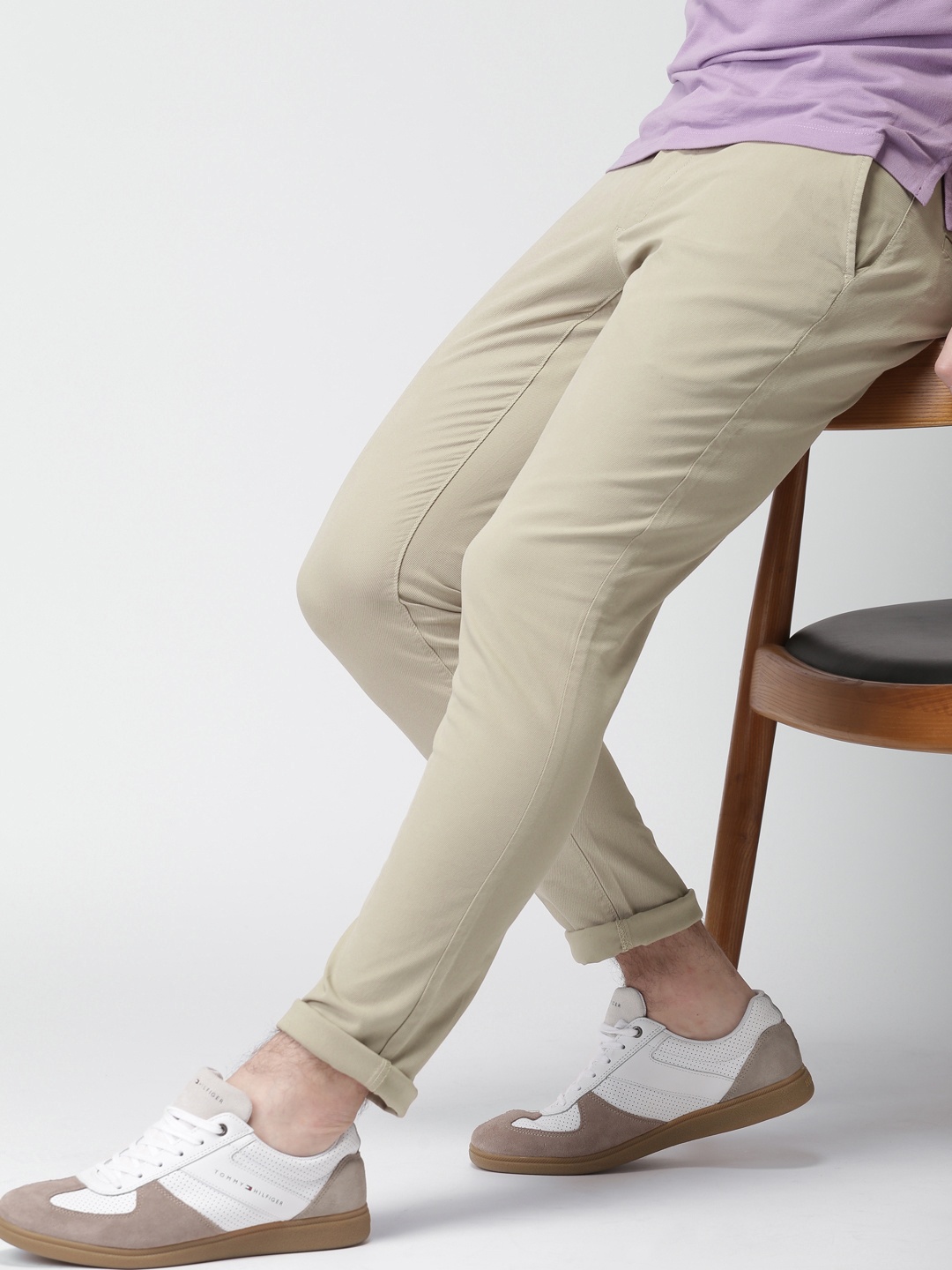 

INVICTUS Men Beige Slim Fit Solid Trouser