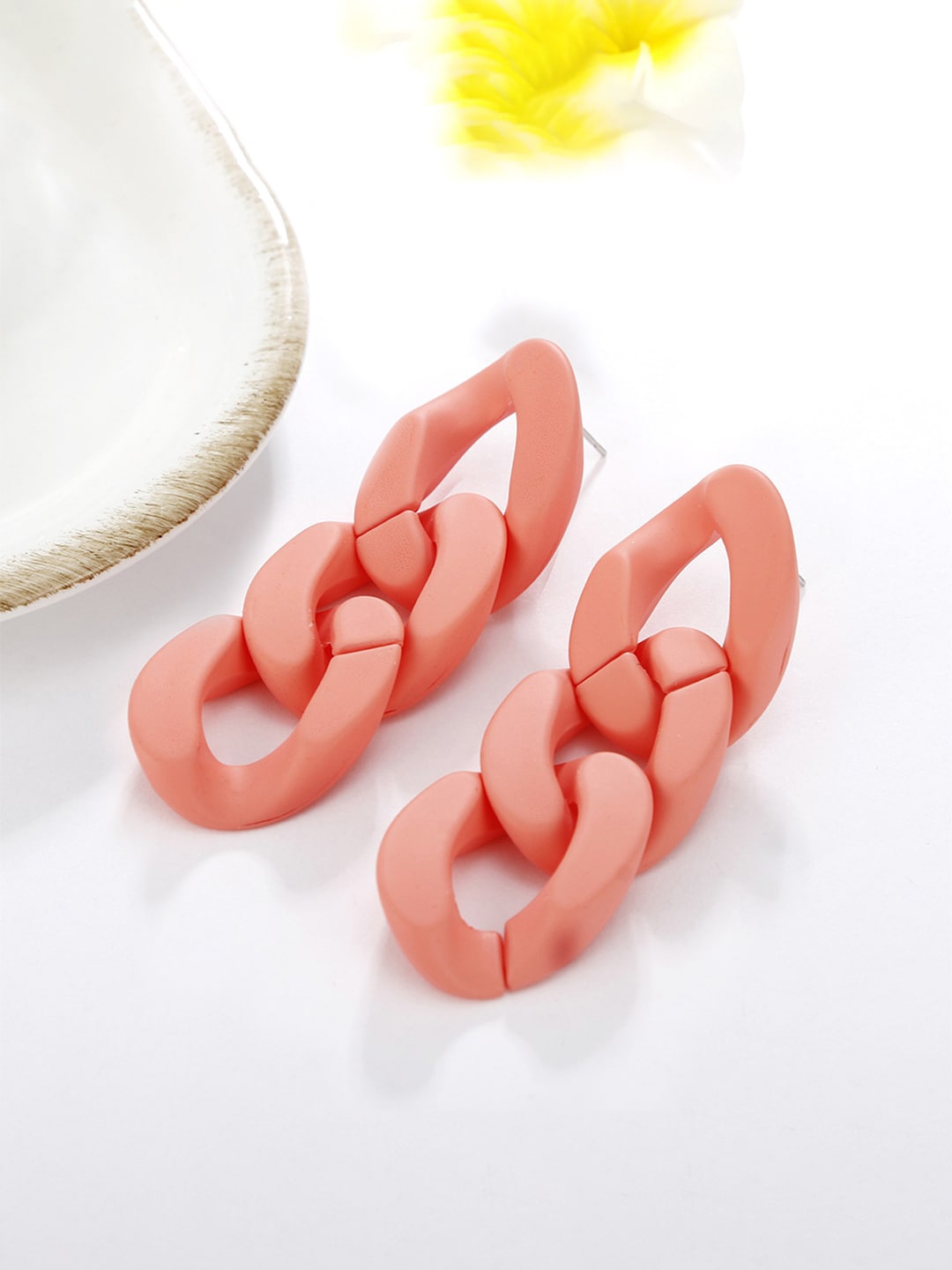 

Unwind by Yellow Chimes Peach-Coloured Glamourous Chain Designed Drop Earrings