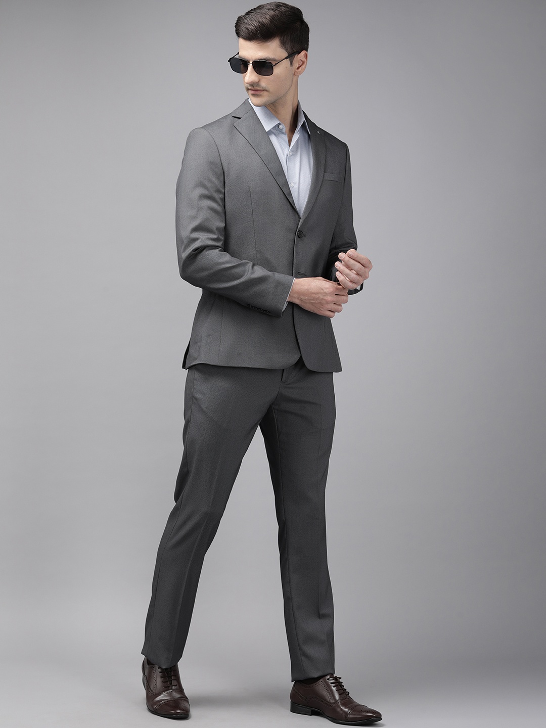 

Arrow Men Navy Blue Single-Breasted Tailored Fit Formal Suit