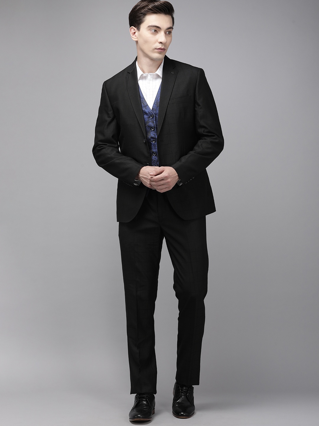 

Arrow Men Black Checked Tailored Fit Single Breasted 3 Piece Formal Suit