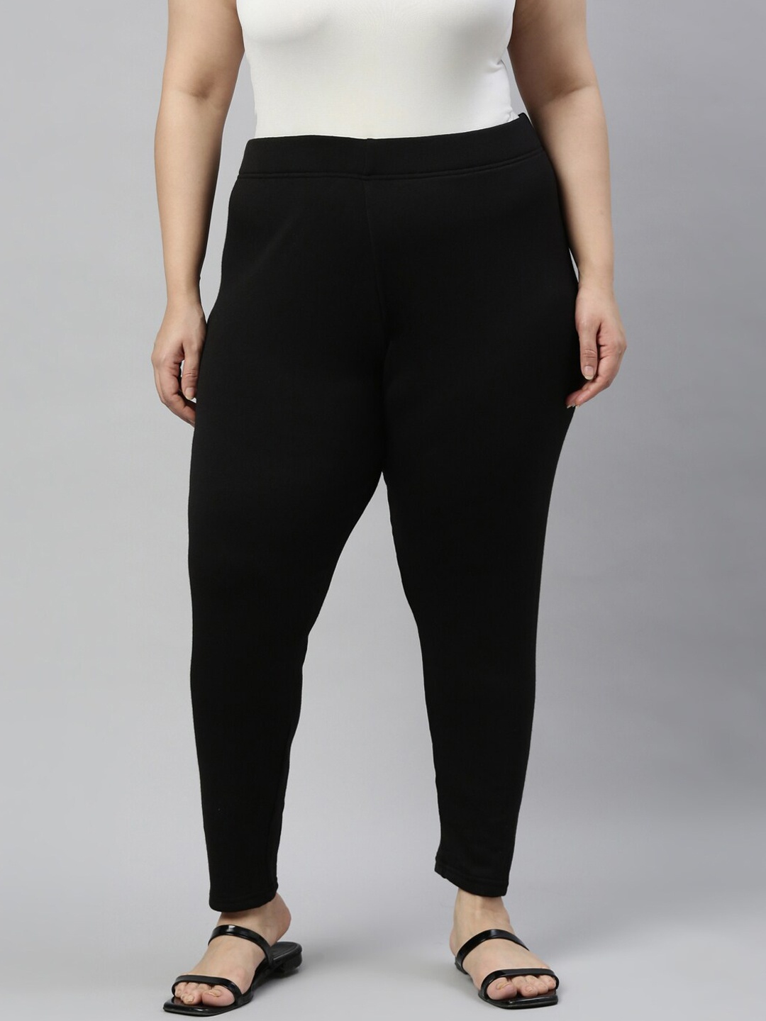 

Go Colors Plus Women Black Solid Ankle-Length Leggings