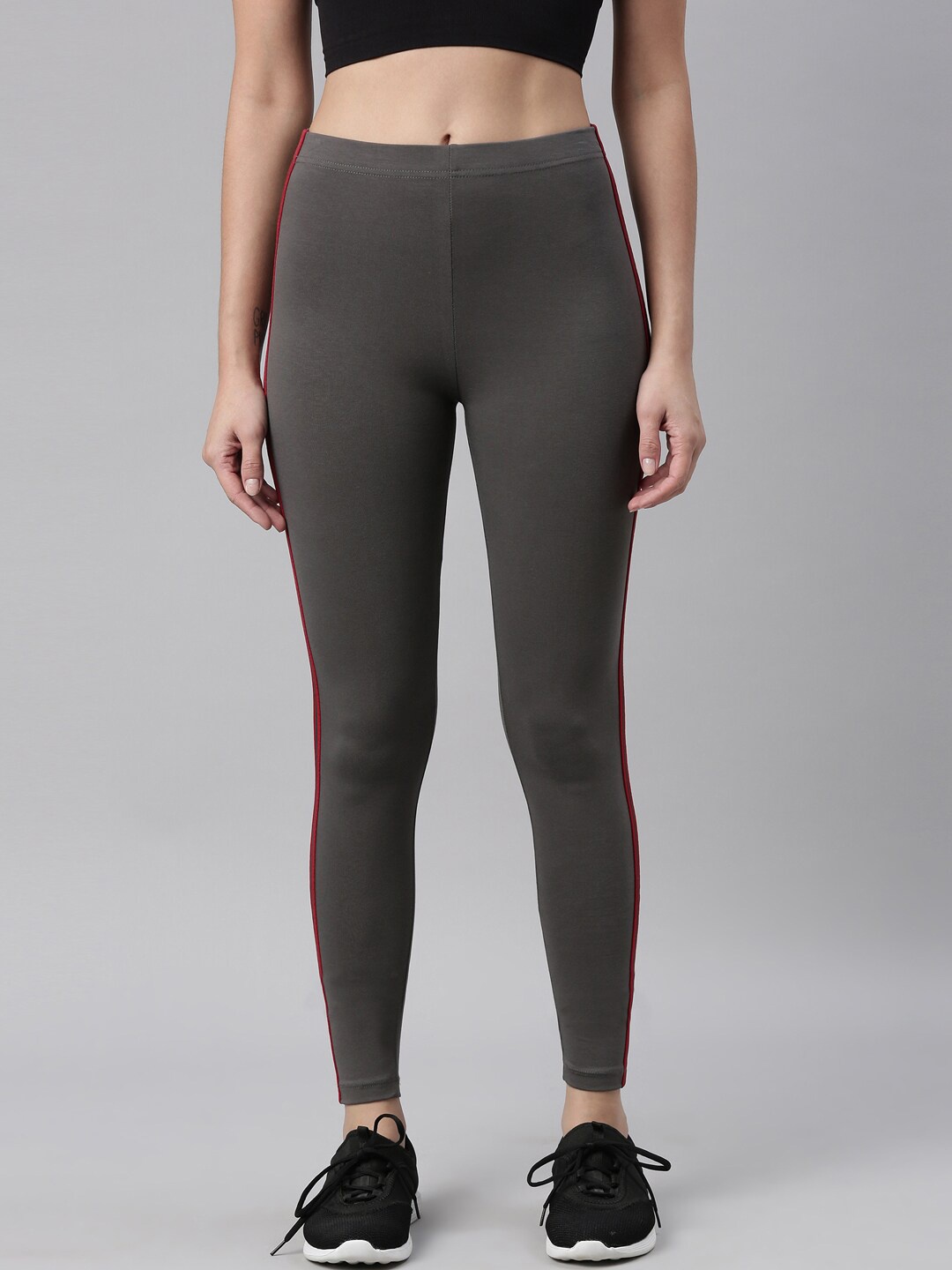 

Go Colors Grey Solid Cotton Active Leggings