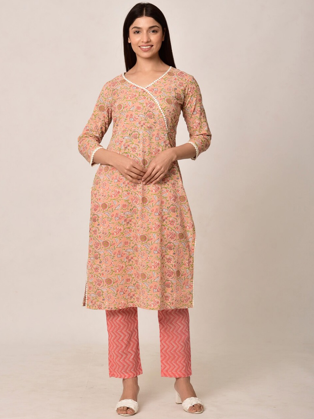 

Ikk Kudi by Seerat Women Peach-Coloured Printed Pure Cotton Kurta with Trousers