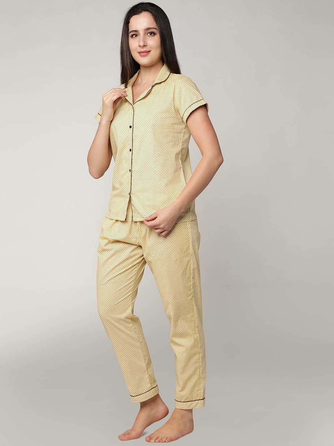 

SEPHANI Women Yellow & Brown Printed Night suit