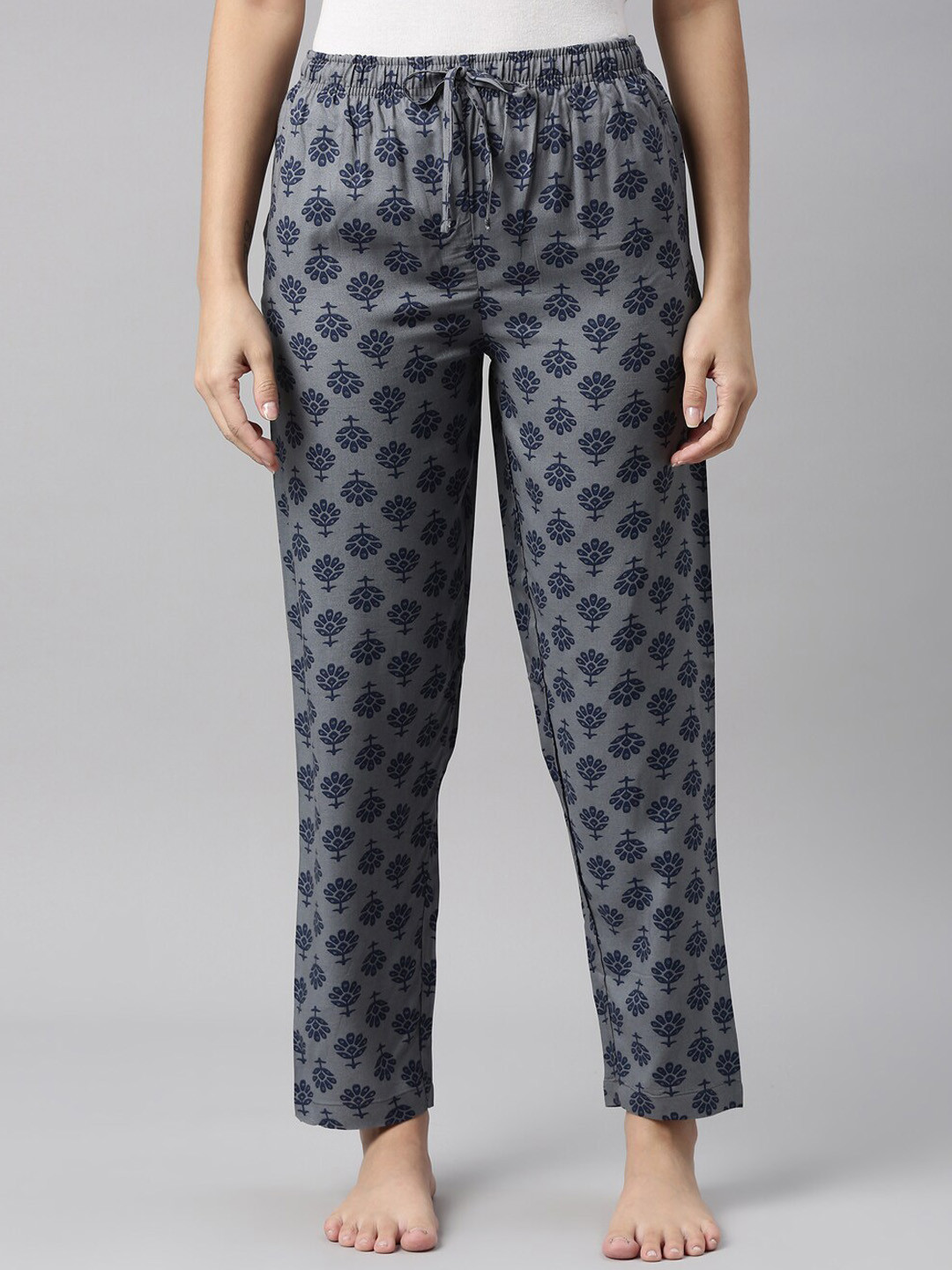 

Go Colors Women Grey Printed Lounge Pants