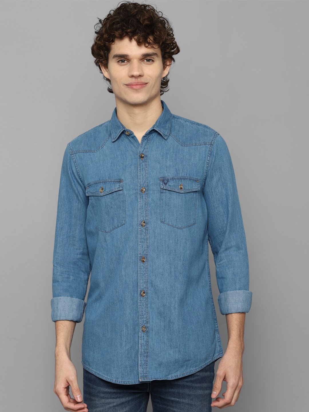 

Allen Solly Men Blue Faded Casual Shirt