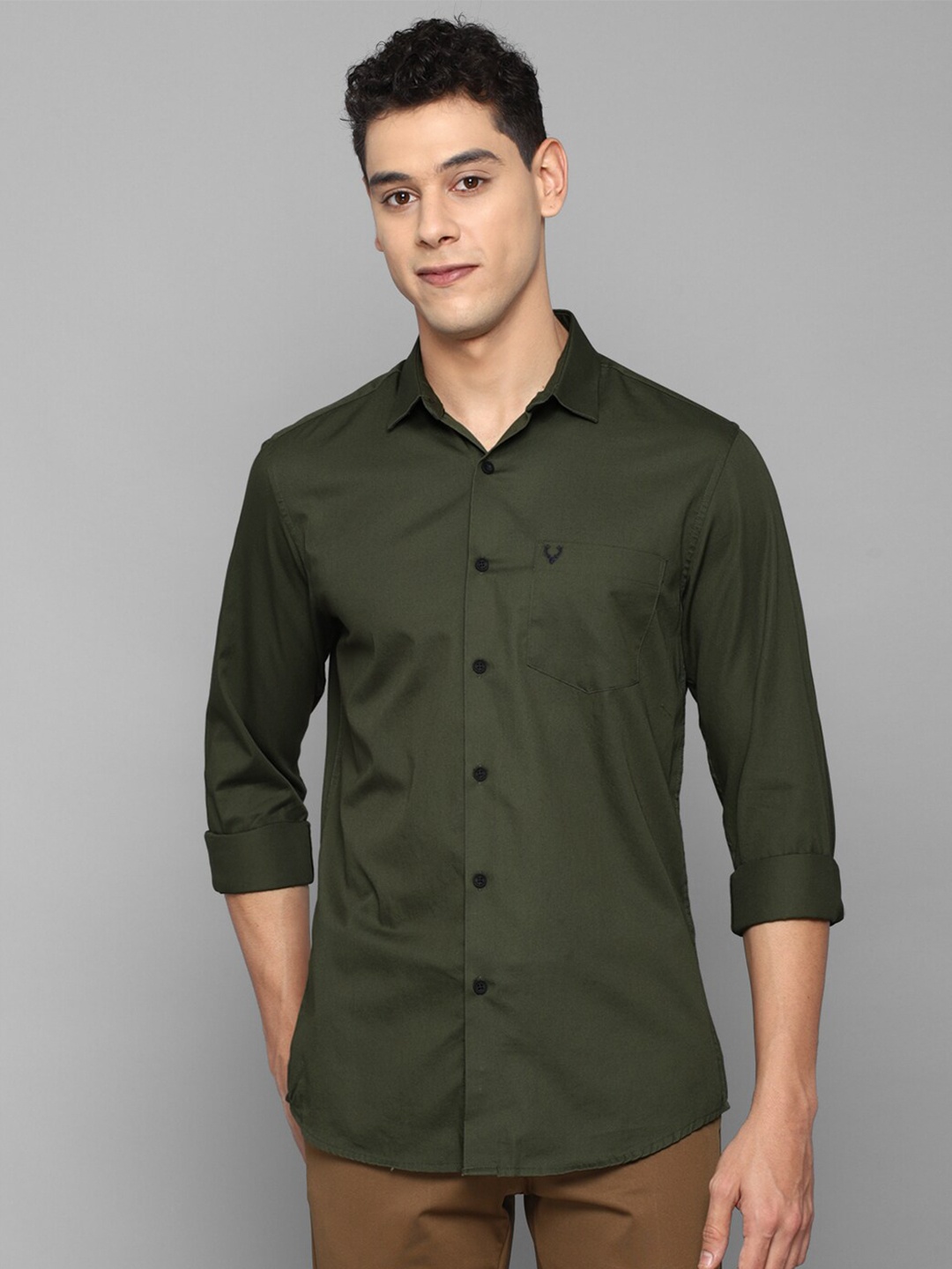 

Allen Solly Men Olive Green Pure Cotton Slim Fit Casual Shirt
