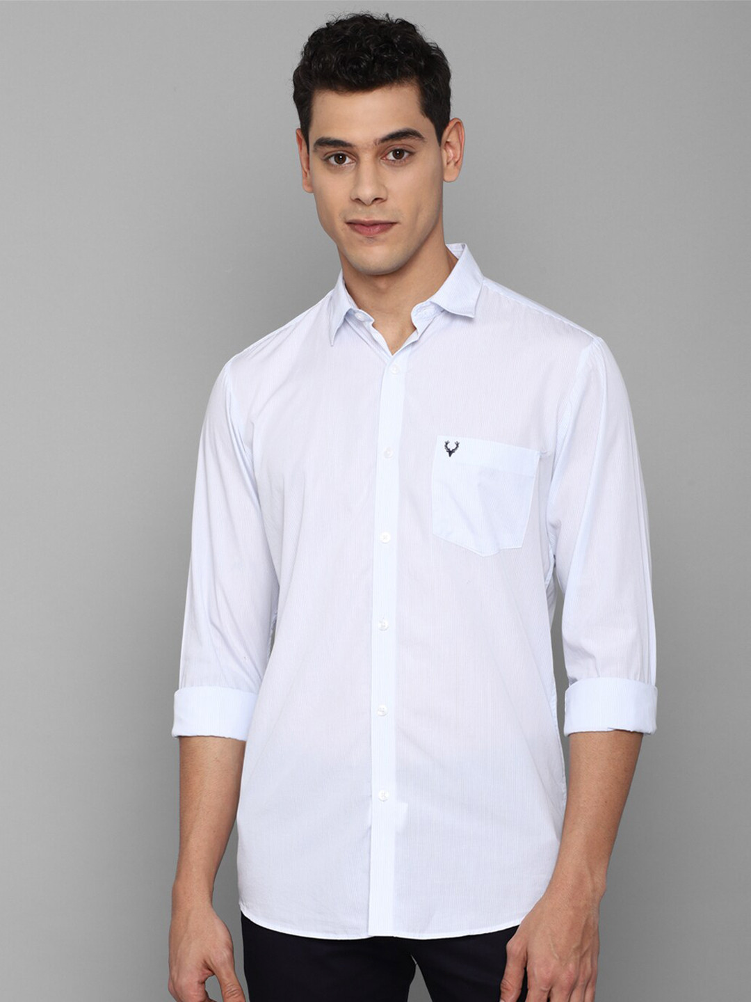 

Allen Solly Men White Slim Fit Striped Pure Cotton Casual Shirt