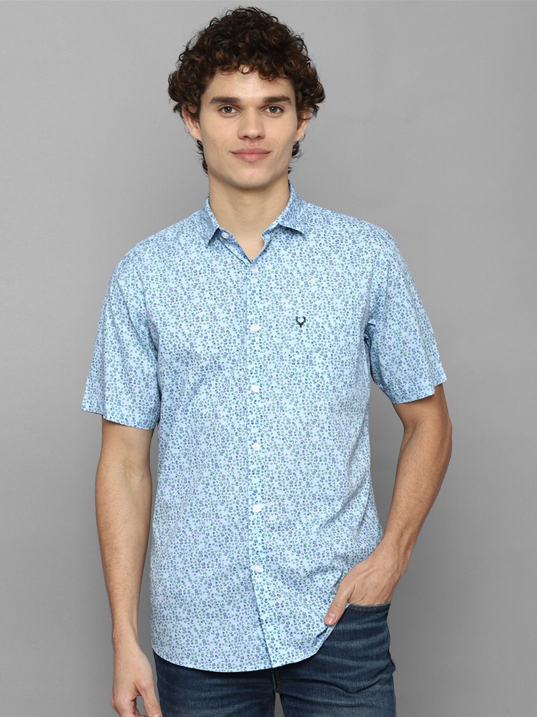 

Allen Solly Men Blue Slim Fit Floral Printed Casual Shirt