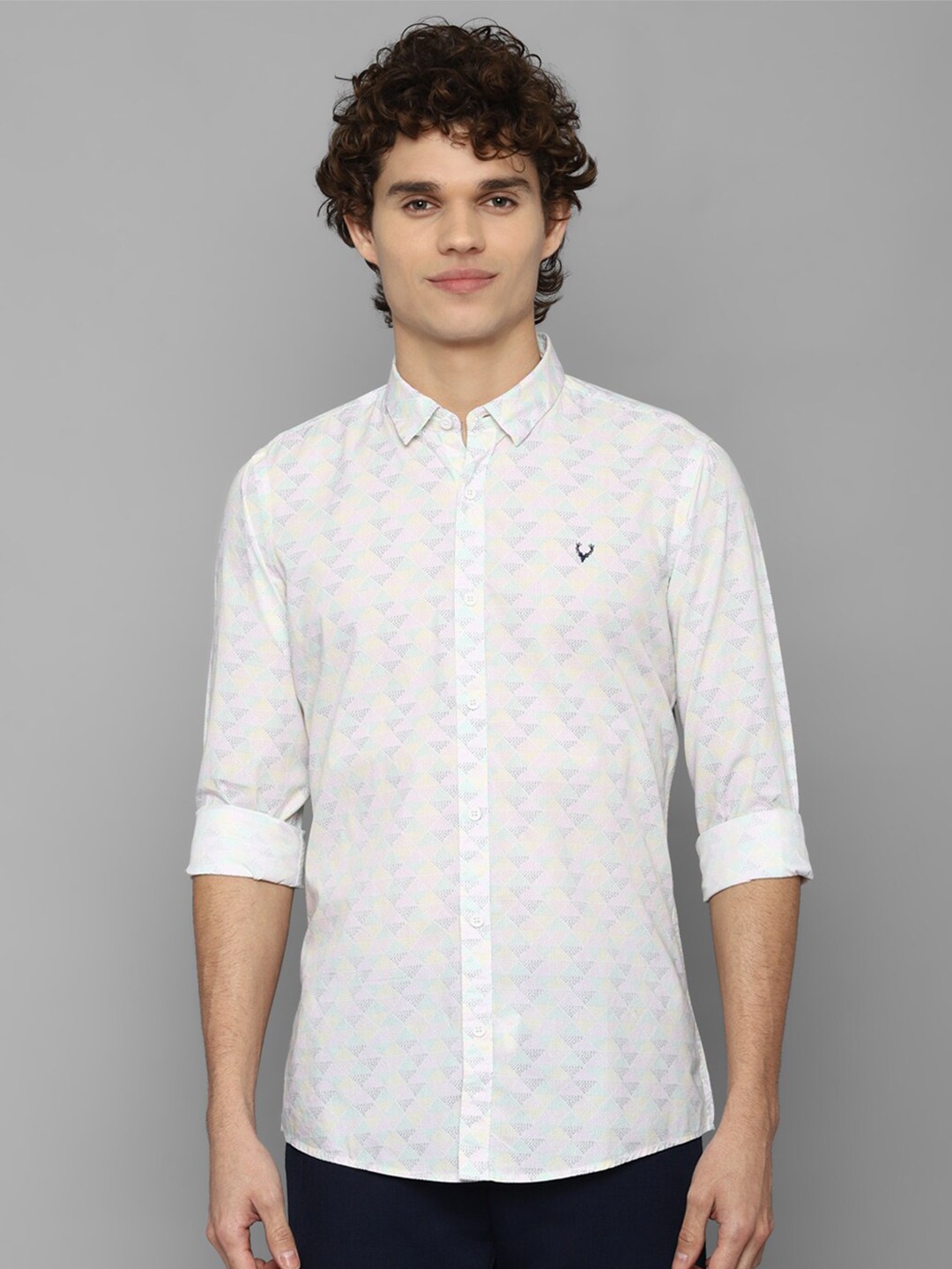 

Allen Solly Sport Men White Graphic Printed Pure Cotton Casual Shirt