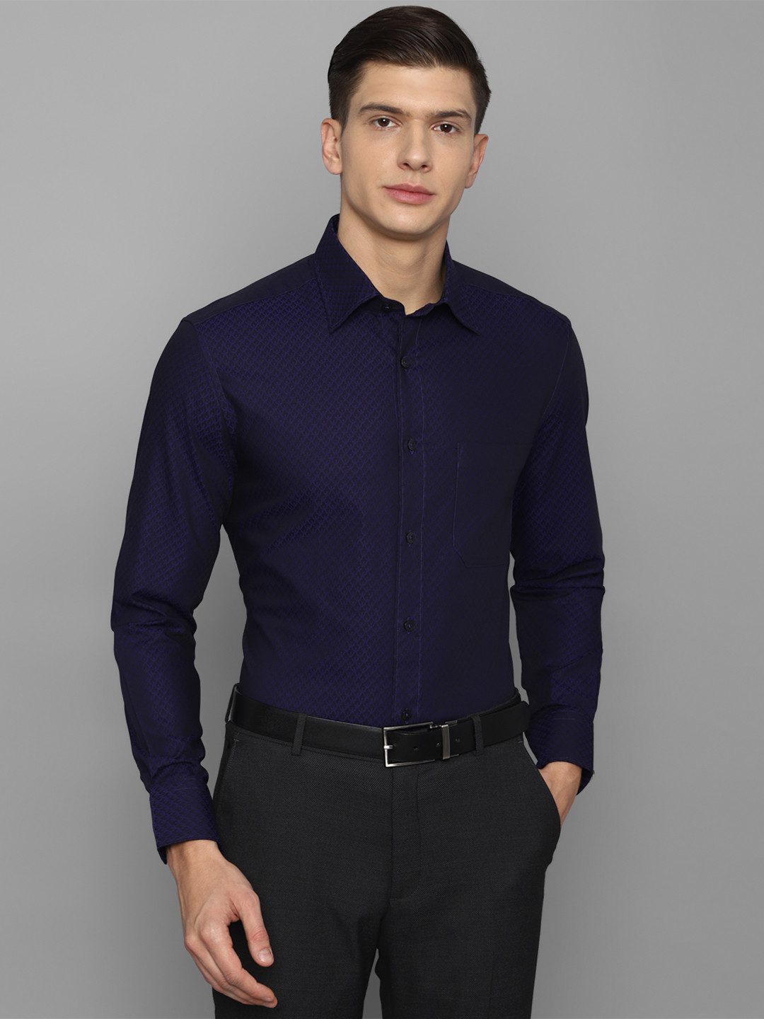 

Louis Philippe Men Purple Formal Pure Cotton Shirt