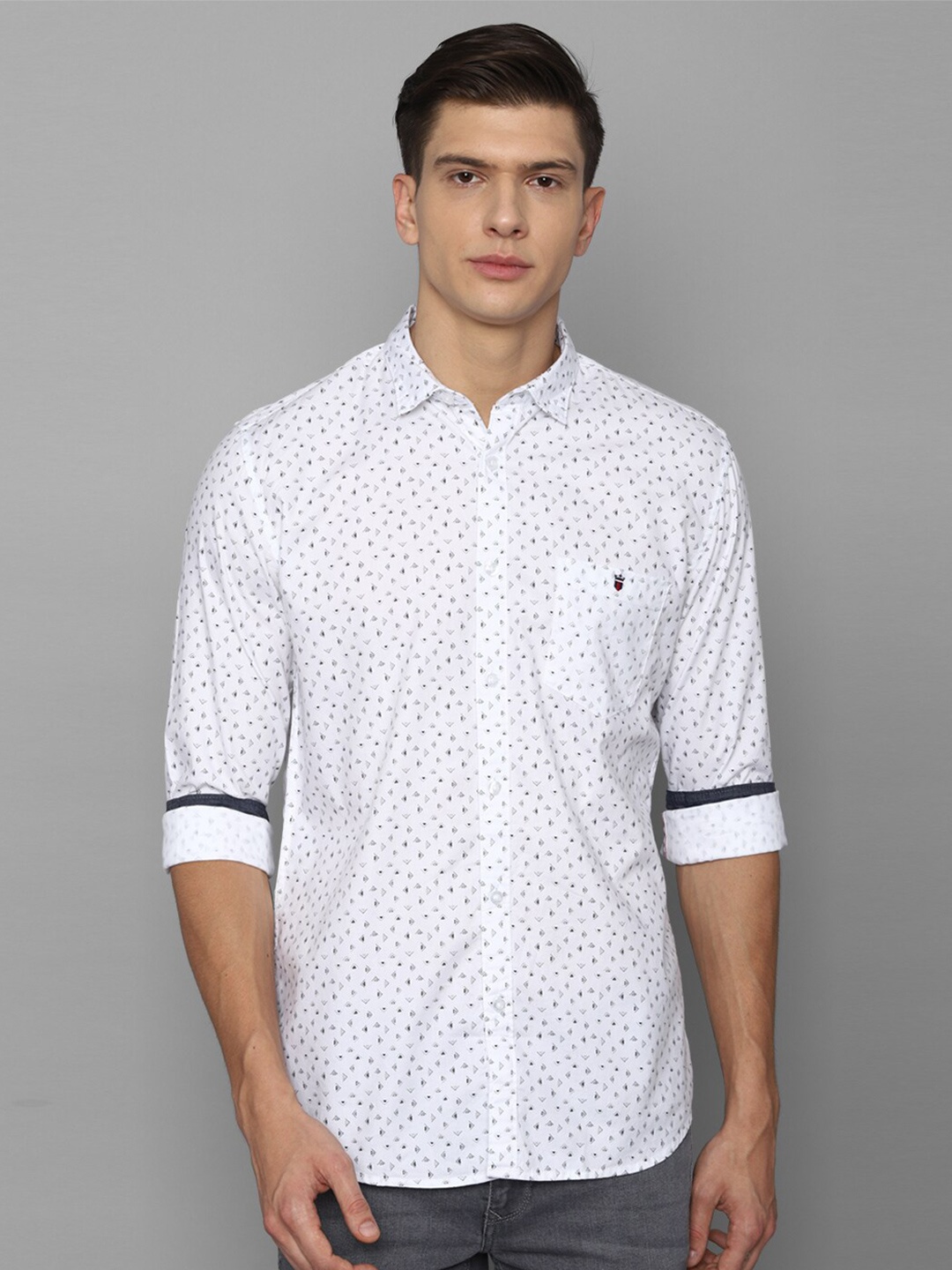 

Louis Philippe Jeans Men White Slim Fit Printed Pure Cotton Casual Shirt