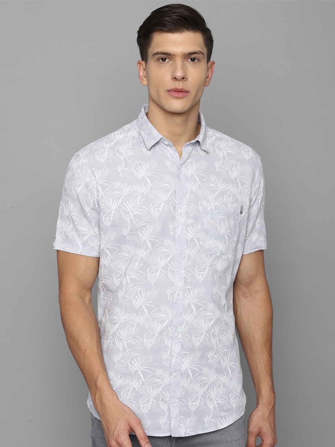 

Louis Philippe Sport Men Purple Slim Fit Floral Printed Casual Shirt