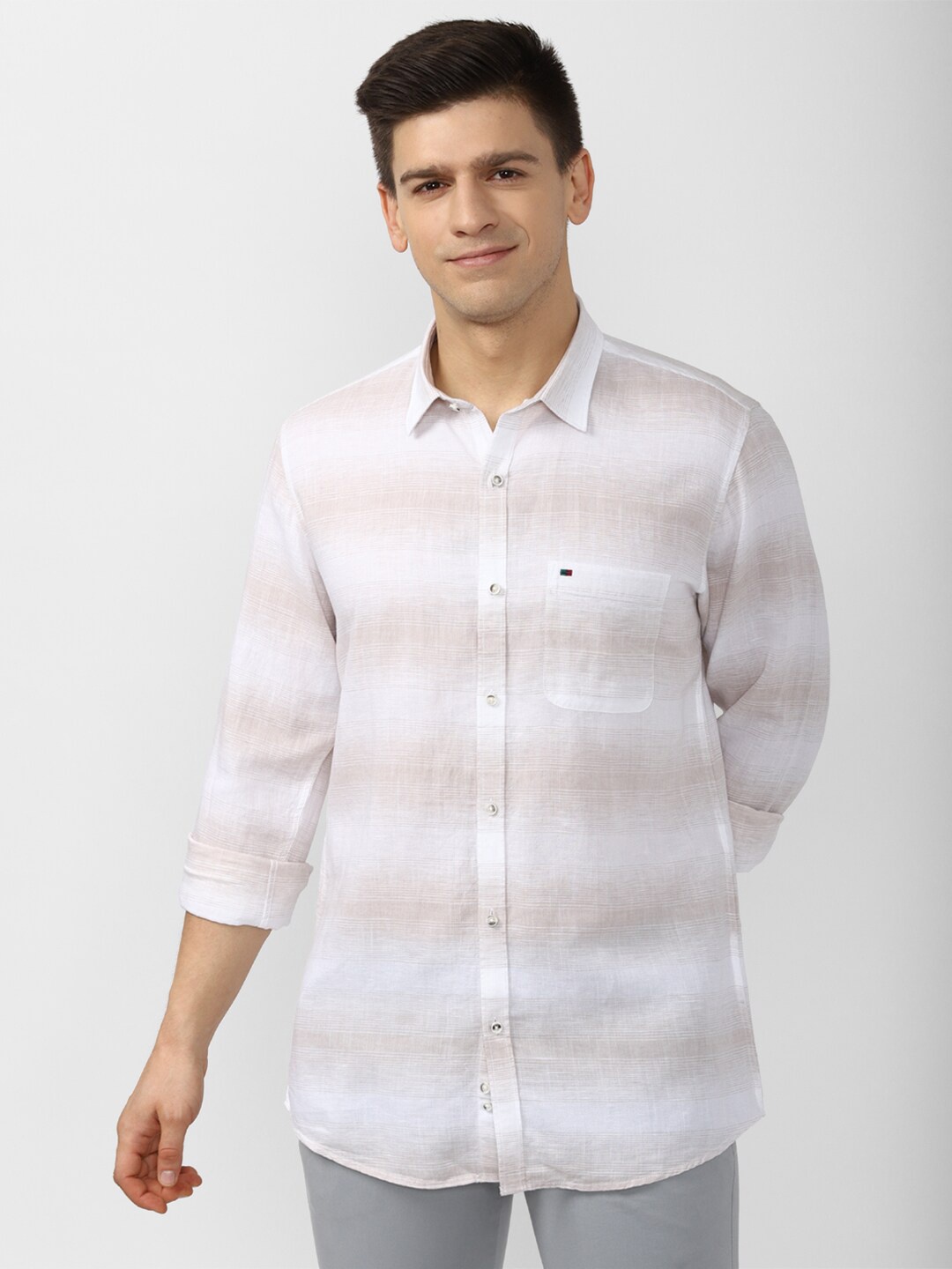 

Peter England Casuals Men White Slim Fit Horizontal Stripes Striped Casual Shirt