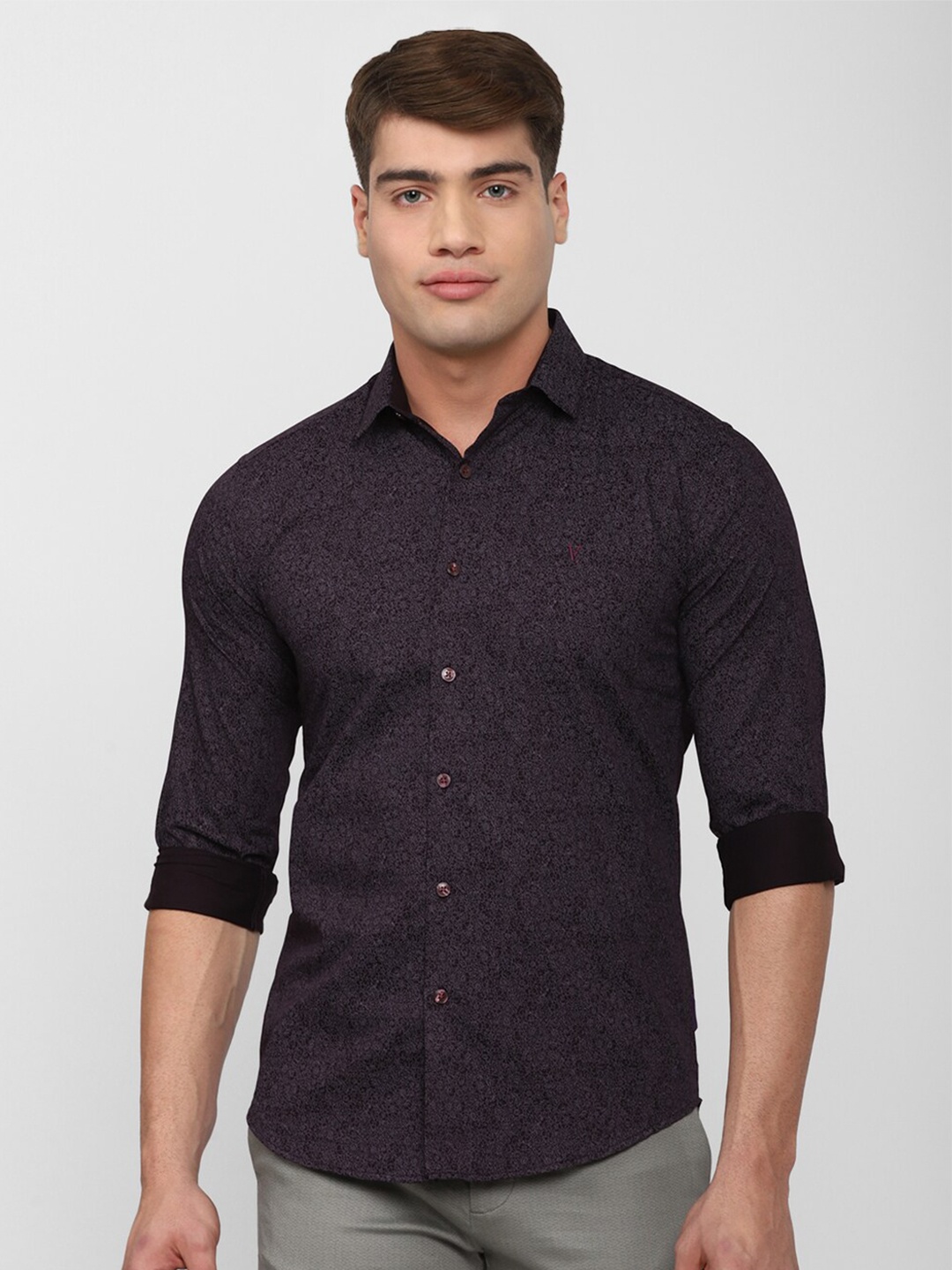 

V Dot Men Purple Slim Fit Printed Casual Shirt