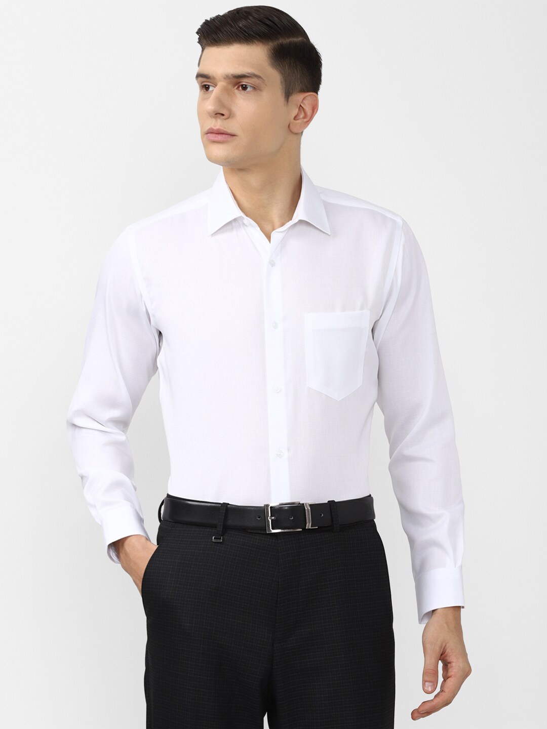 

Van Heusen Men White Formal Long sleeve Shirt
