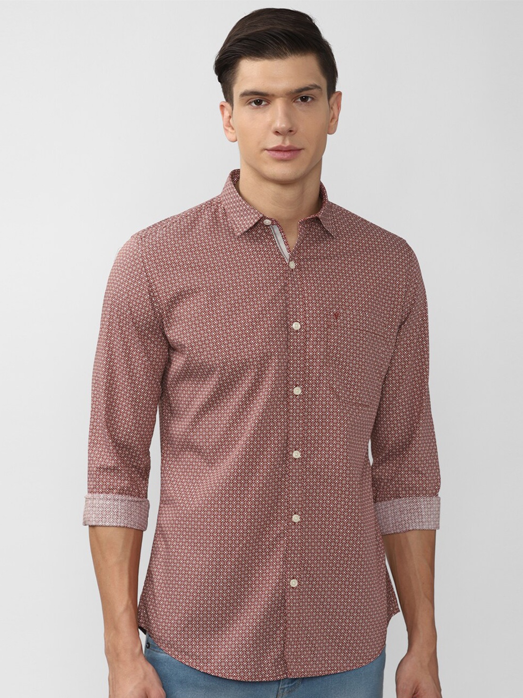 

Van Heusen Sport Men Maroon and White Slim Fit Printed Casual Shirt