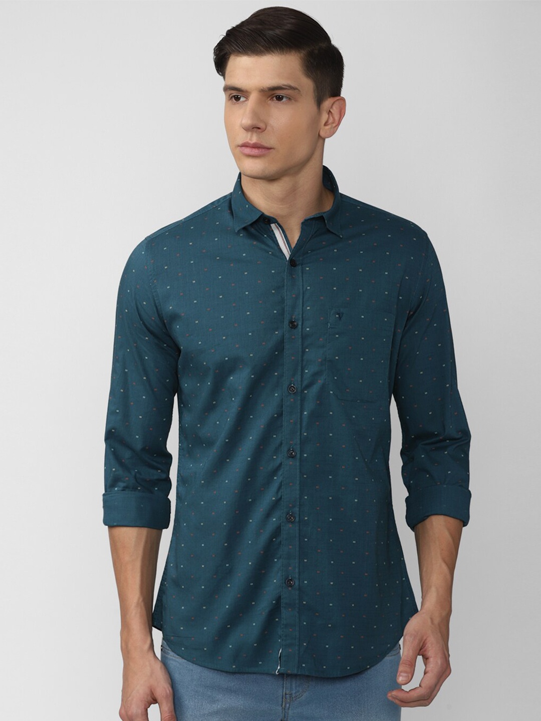 

Van Heusen Sport Men Blue Slim Fit Printed Casual Shirt