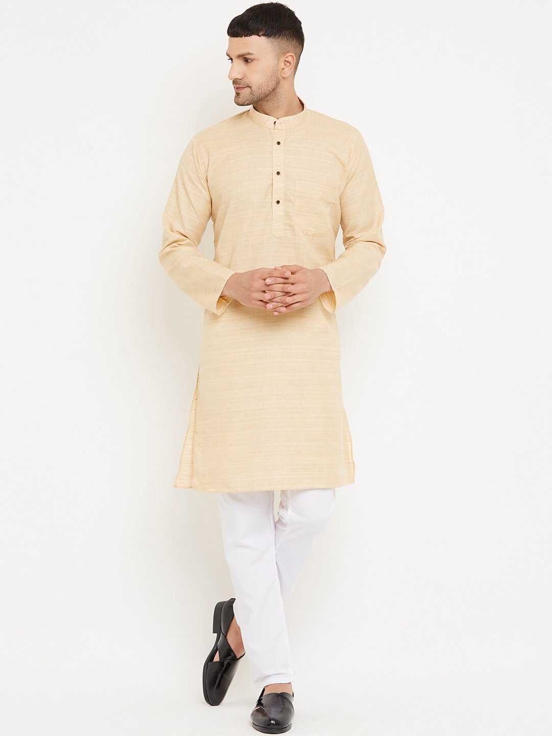 

Armaan Ethnic Men Beige Solid Mandarin Collar Pastels Kurta