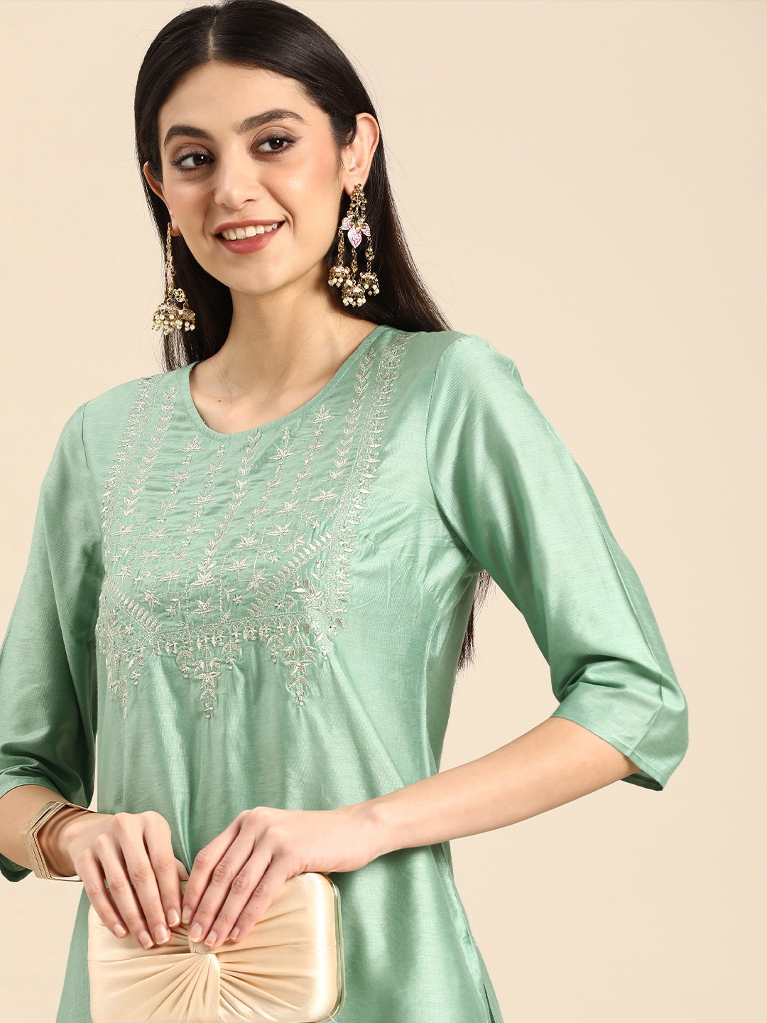 

Anouk Yoke Design Floral Zari Work Kurta, Green