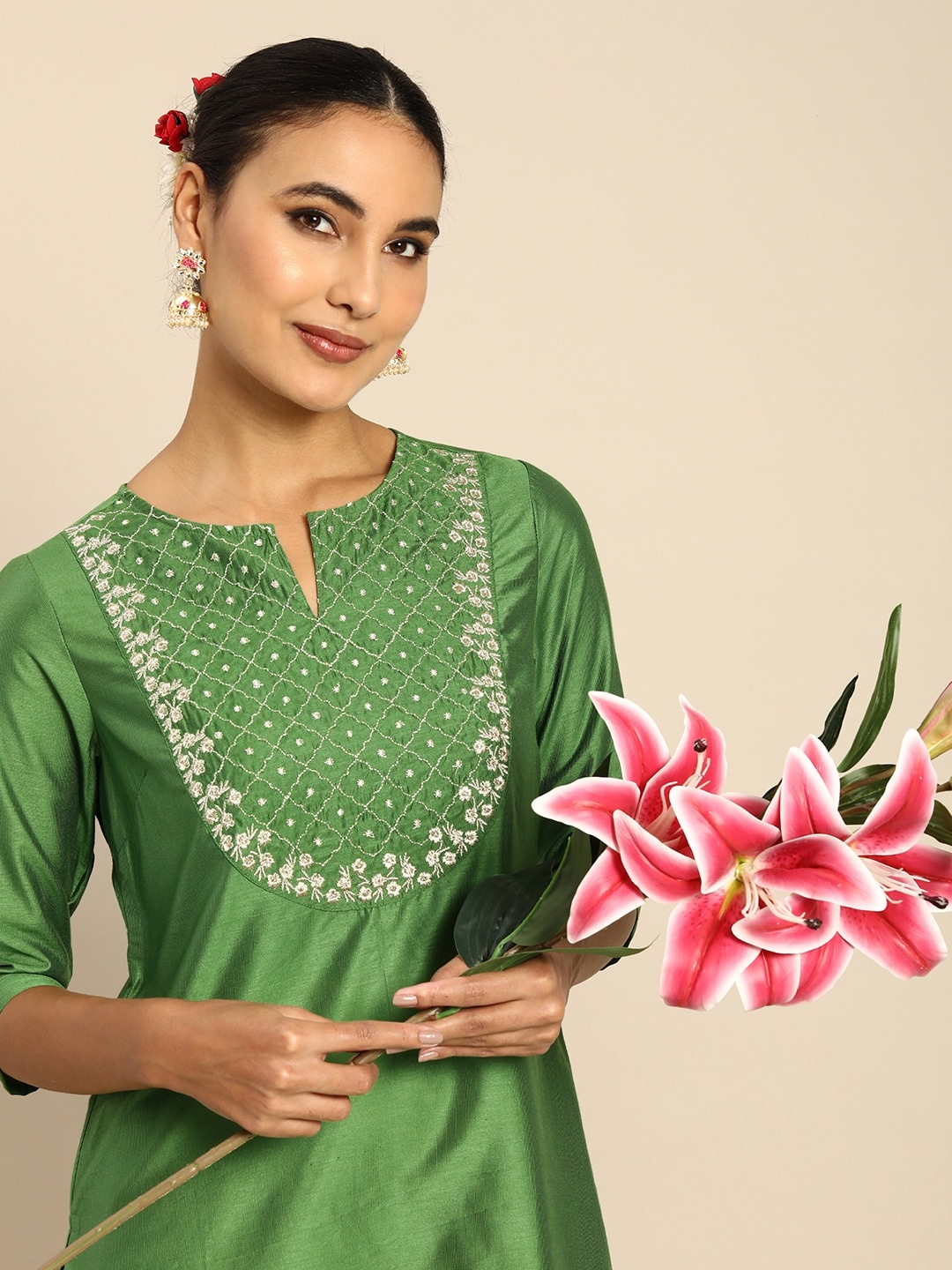 

Anouk Women Ethnic Motifs Embroidered Yoke Designed Kurta, Green