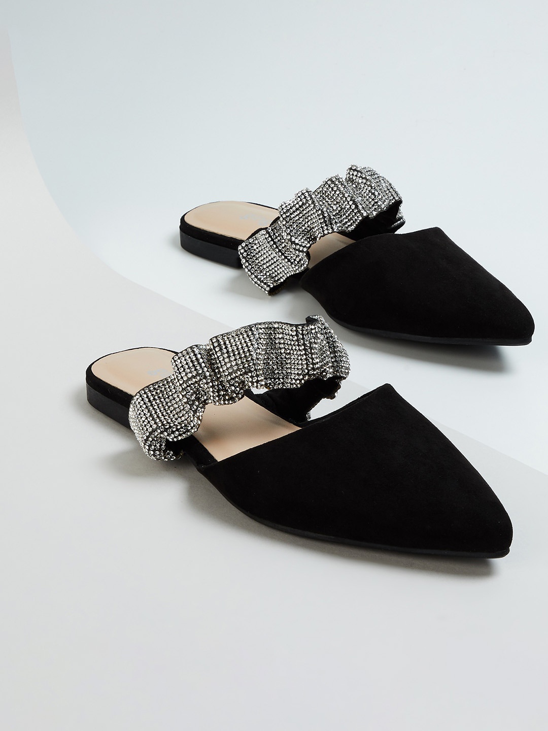 

Ginger by Lifestyle Women Black Printed Mules Flats