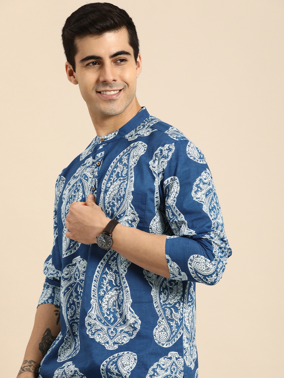 

Anouk Men Blue & White Ethnic Motifs Printed Pure Cotton Kurta