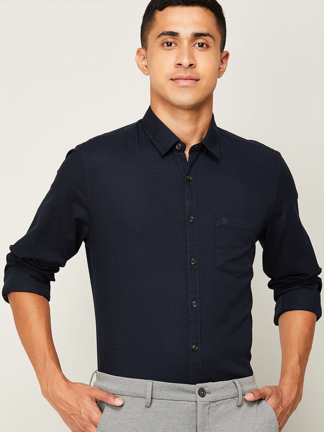 

CODE by Lifestyle Men Navy Blue Slim Fit Cotton Casual Shirt