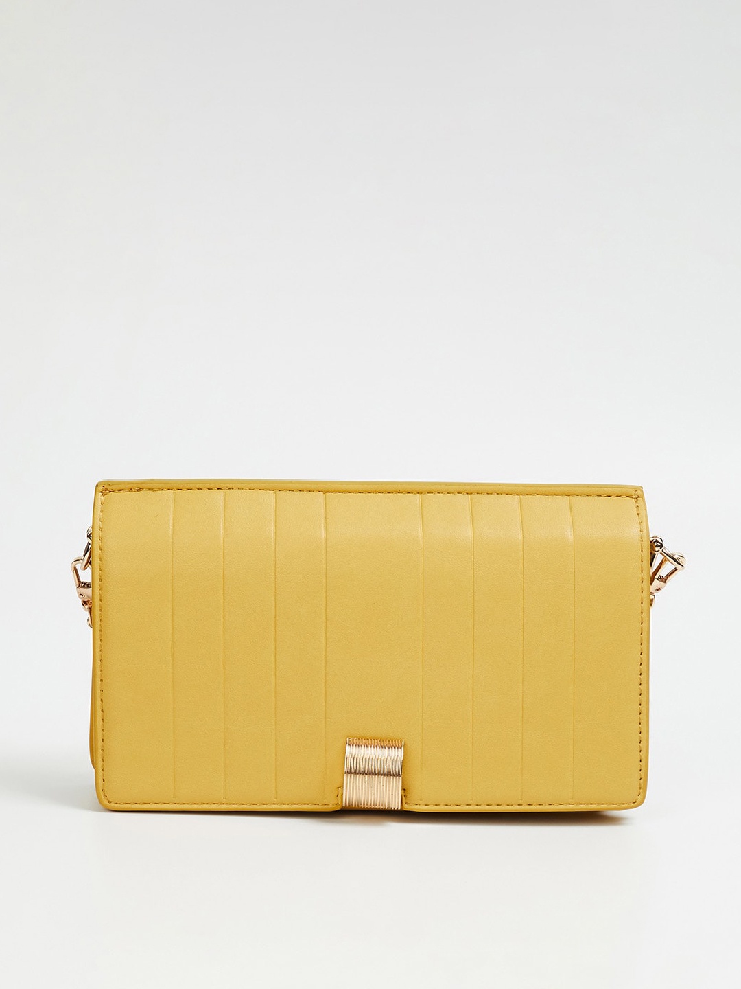 

Ginger by Lifestyle Women Yellow Textured Swagger Sling Bag with Quilted