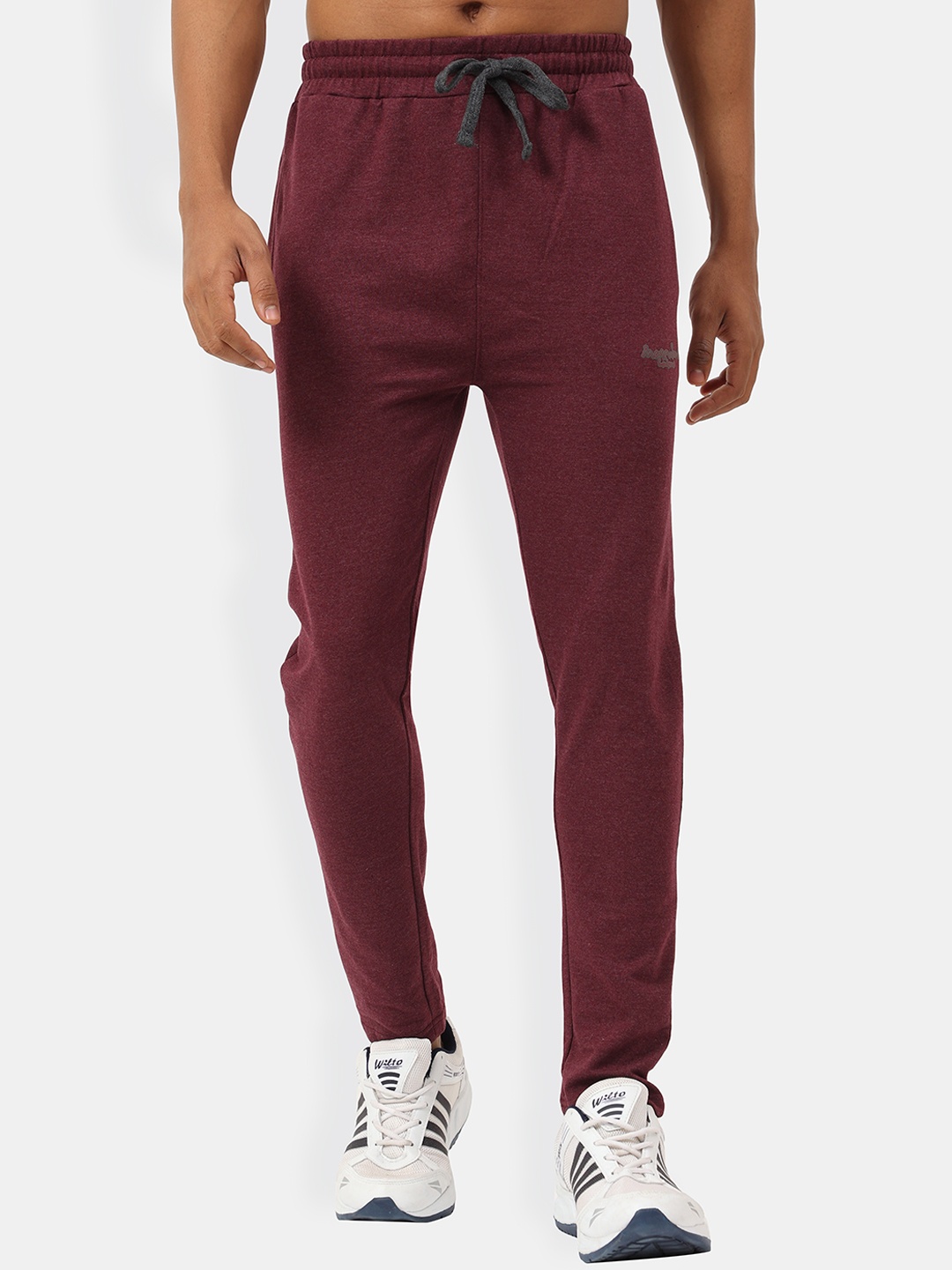 

Masculino Latino Men Maroon Solid Cotton Track Pants