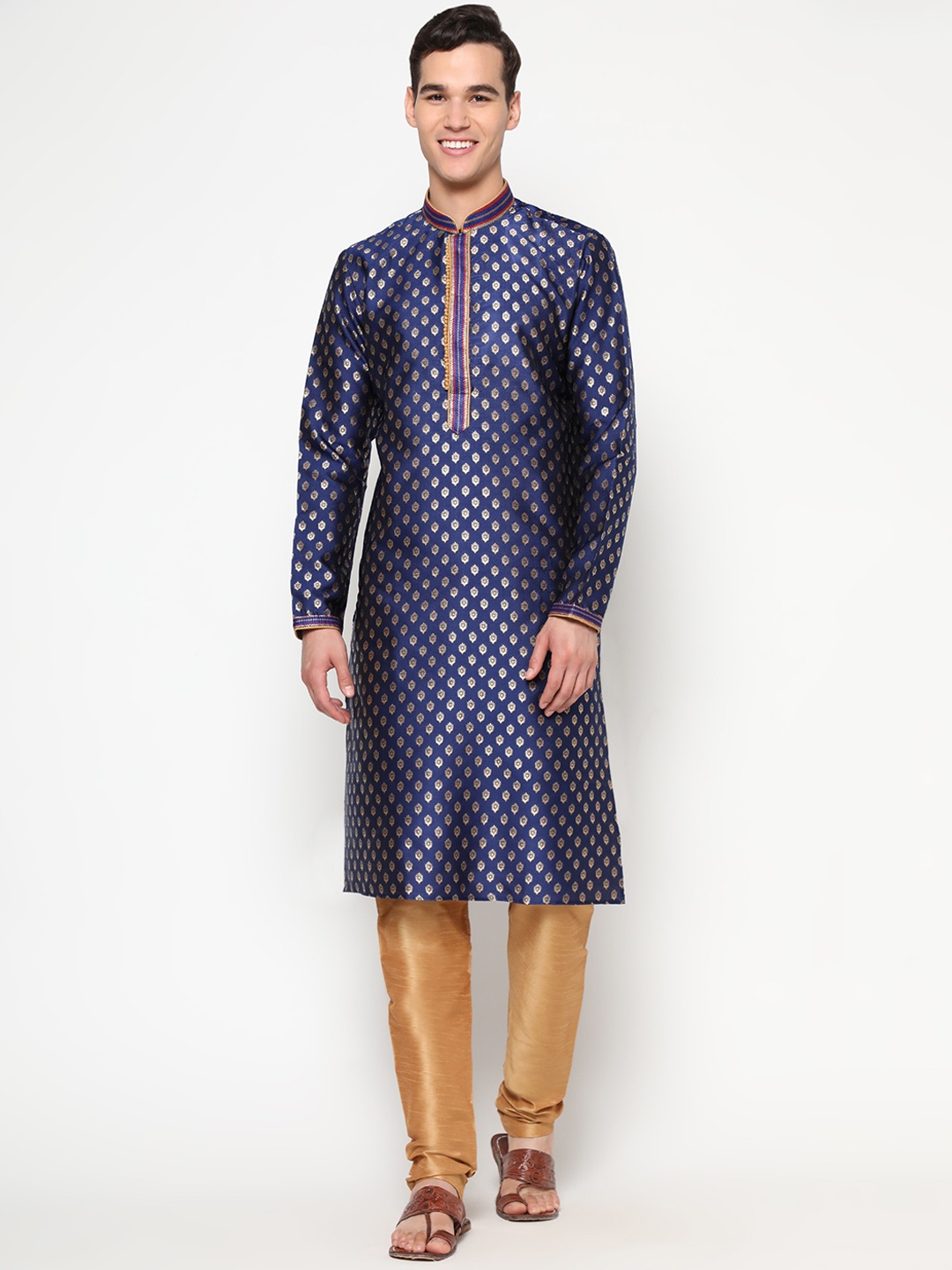 

GoStyle Men Blue Ethnic Motifs Pure Cotton Kurta with Pyjamas