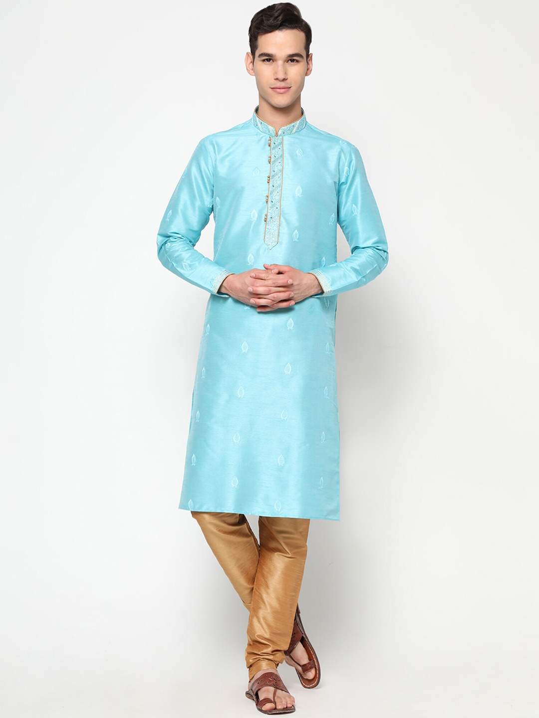 

GoStyle Men Blue Pure Cotton Kurta with Churidar