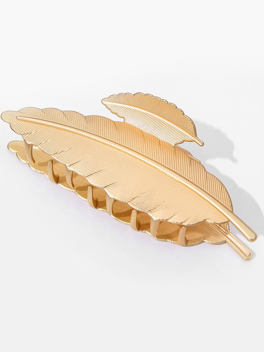 

VAGHBHATT Women pack of 3 Gold-Toned Claw Clip