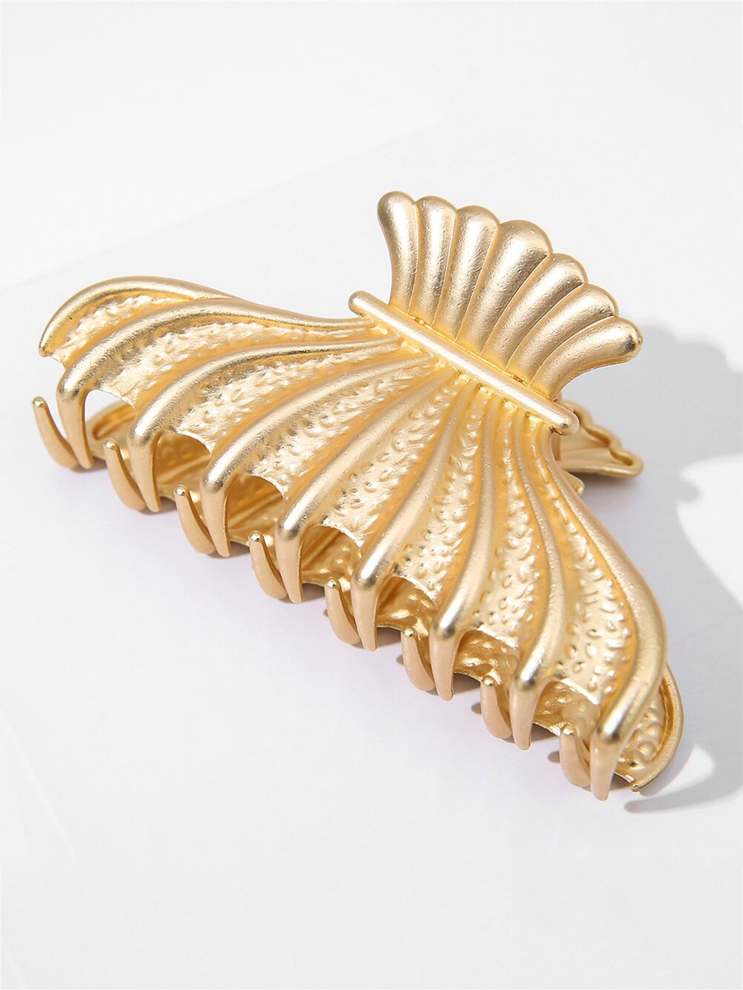 

VAGHBHATT Women Gold-Toned Set of 3 Claw Clip