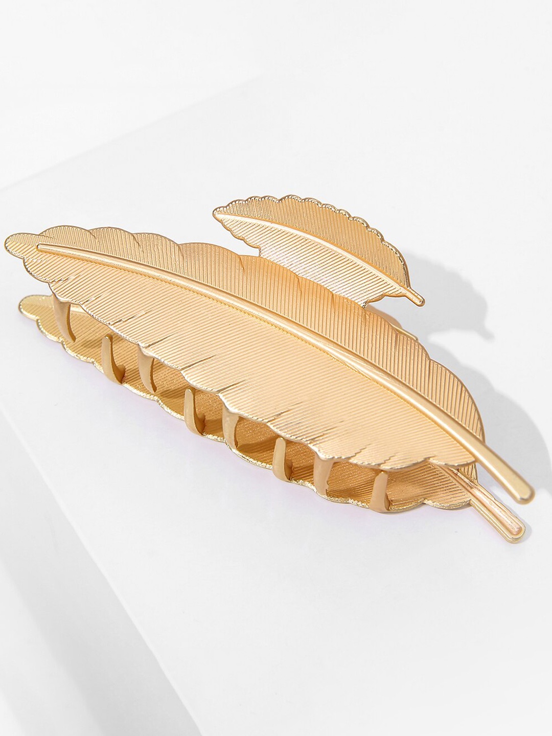 

VAGHBHATT Women Gold-Toned Claw Clips Set Of 2