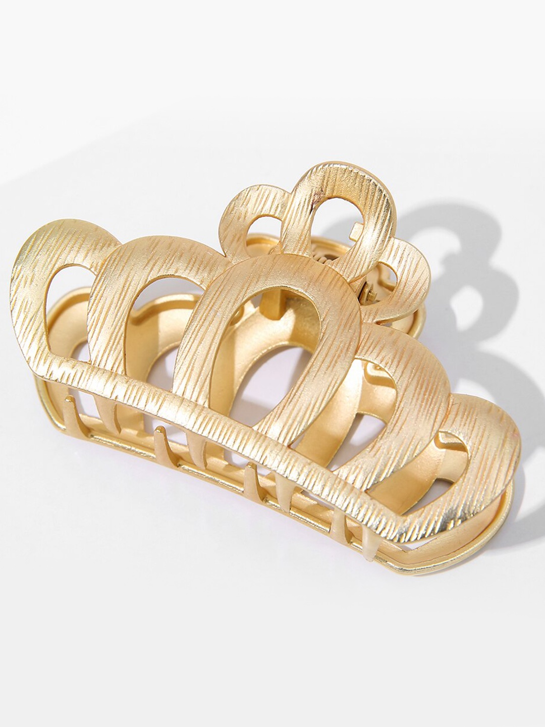 

VAGHBHATT Women Gold-Toned Claw Clip