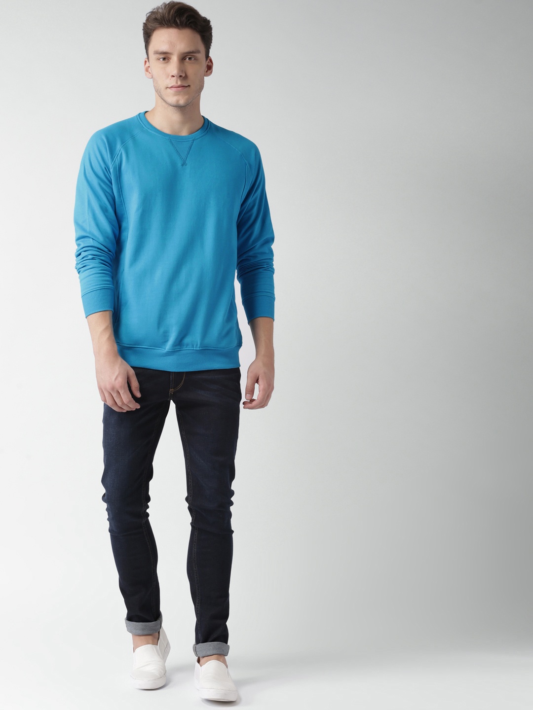 

Mast & Harbour Men Blue Solid Sweatshirt