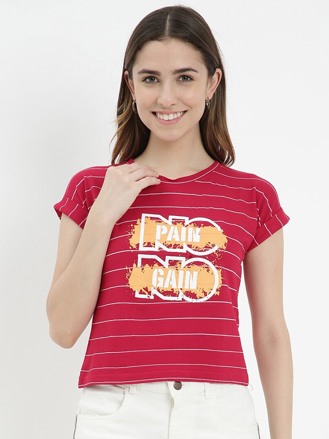 

V2 Value & Variety Red Printed Extended Sleeves Top