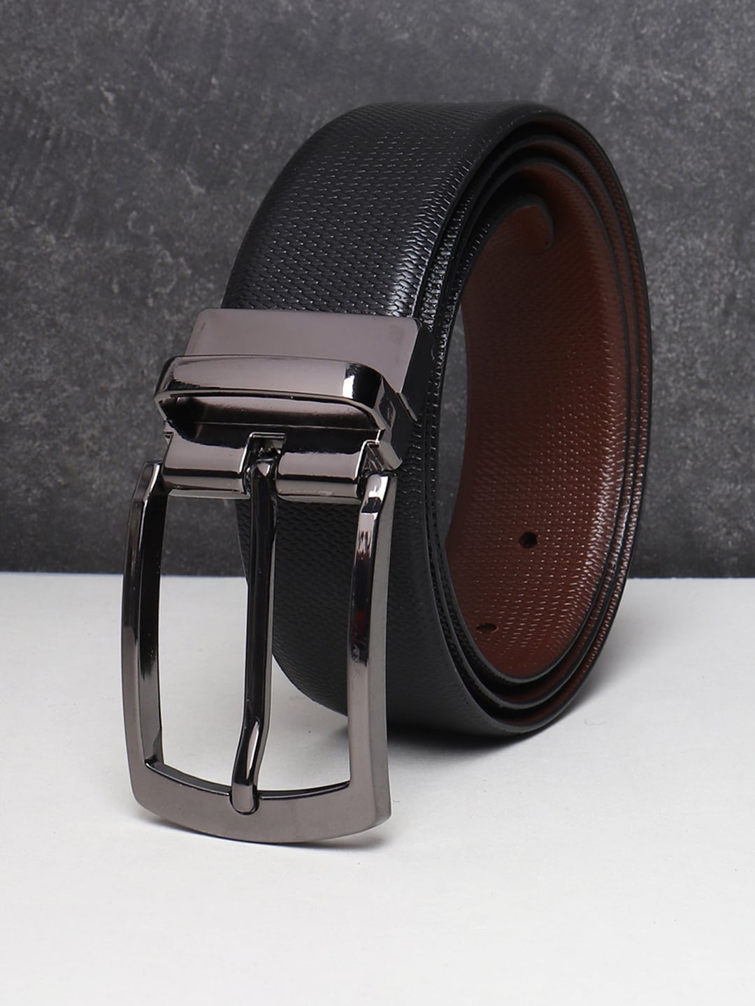 

Teakwood Leathers Men Black Belts