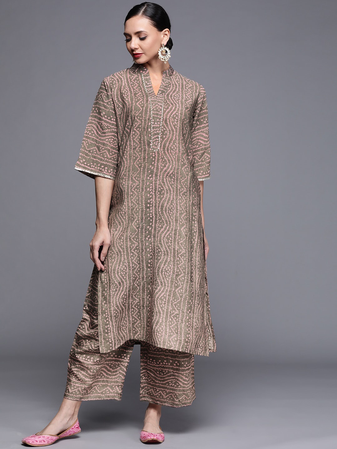 

Libas Women Grey Striped Flared Sleeves Thread Work Chanderi Silk Kurta