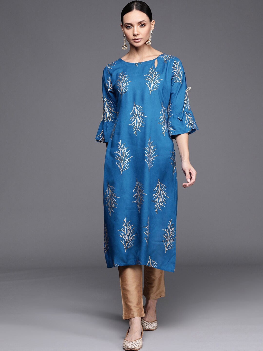 

Libas Women Blue Ethnic Motifs Printed Flared Sleeves Kurta