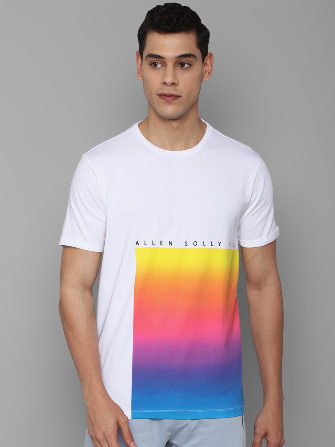 

Allen Solly Tribe Men White & Blue Colourblocked Cotton T-shirt